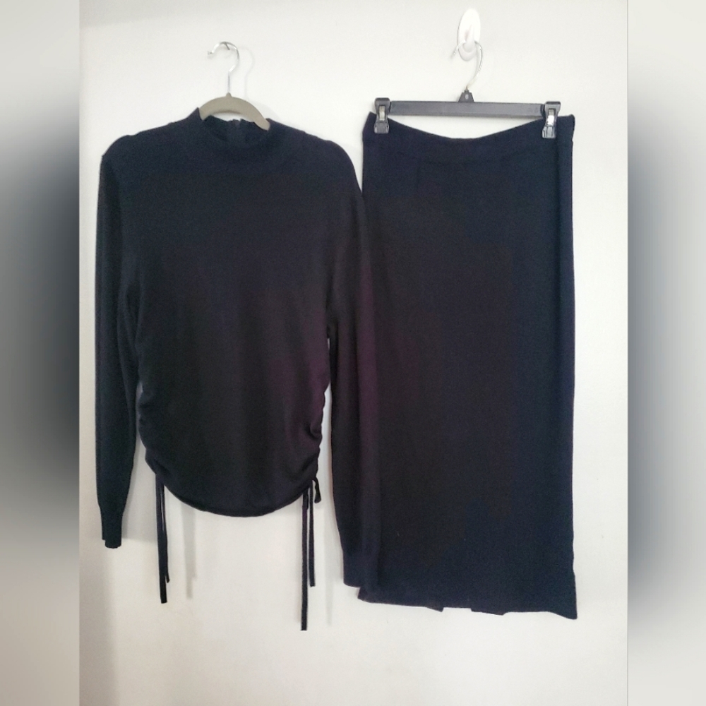 MICHAEL Michael Kors Black Knit Sweater Skirt 2 Piece Set